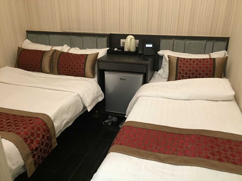 Seasons Hotel Гонконг Екстер'єр фото